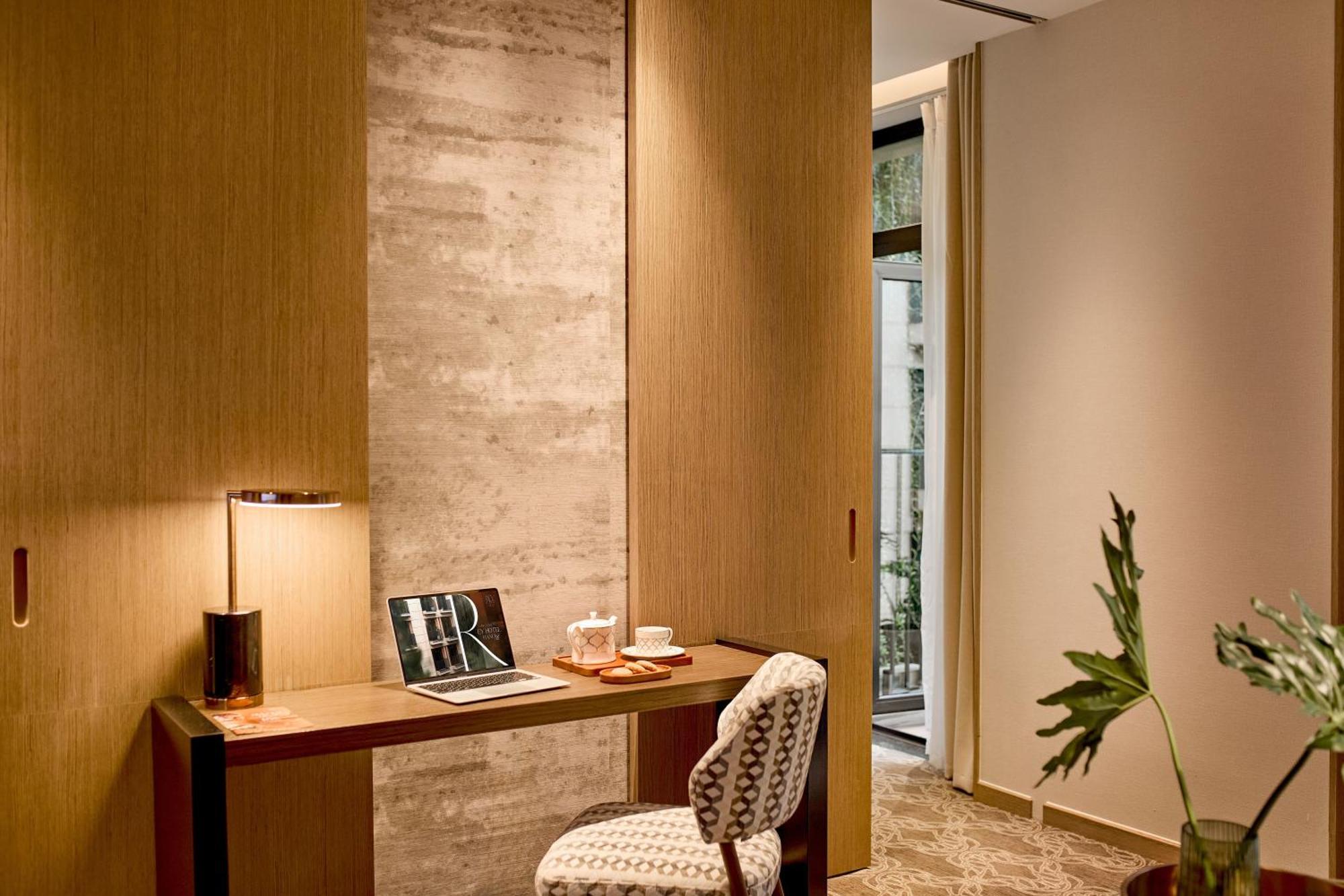 Rey Hotel Hanoi Exteriör bild